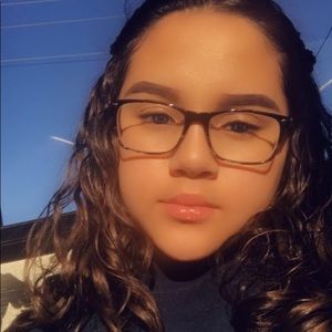 Meet your Posher, Helen